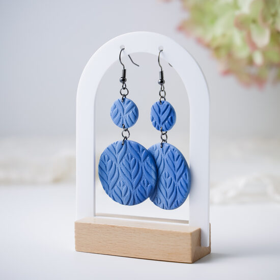 Zili auskari ar rakstu