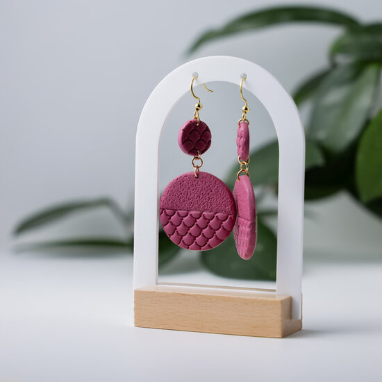 Aveņu sāti auskari ar zelta spīdumu